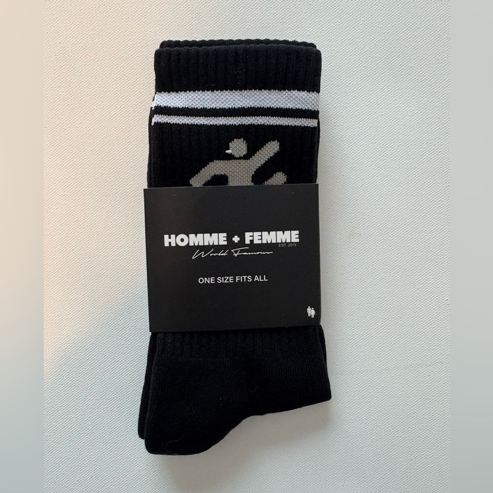 NWT Unisex Homme + Femme One Size Fits All Black Crew Socks